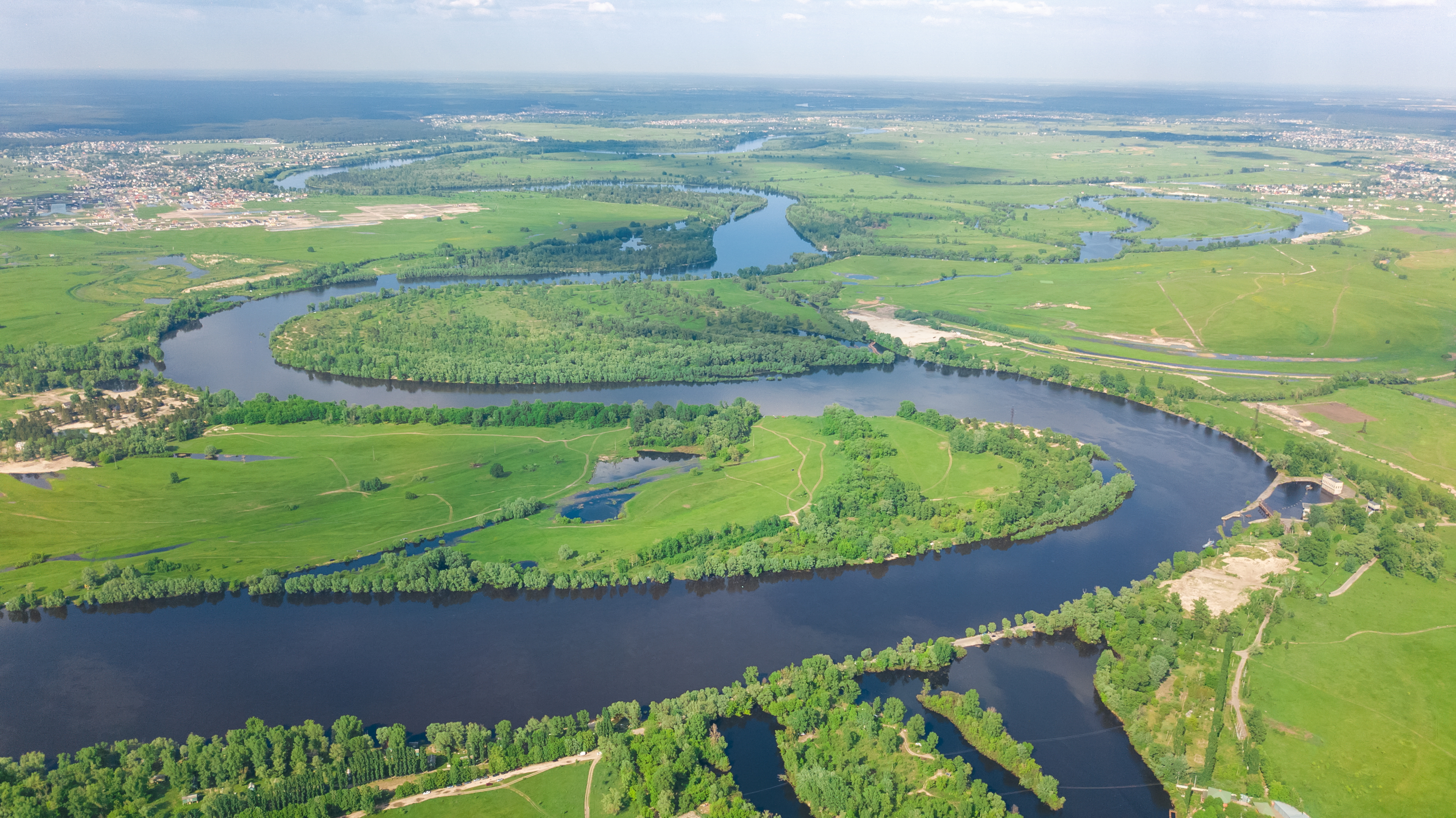 Fluss unbegradigt Fluss unbegradigt